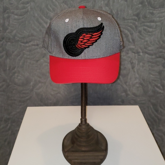 Adidas Detroit Red Wings Hat